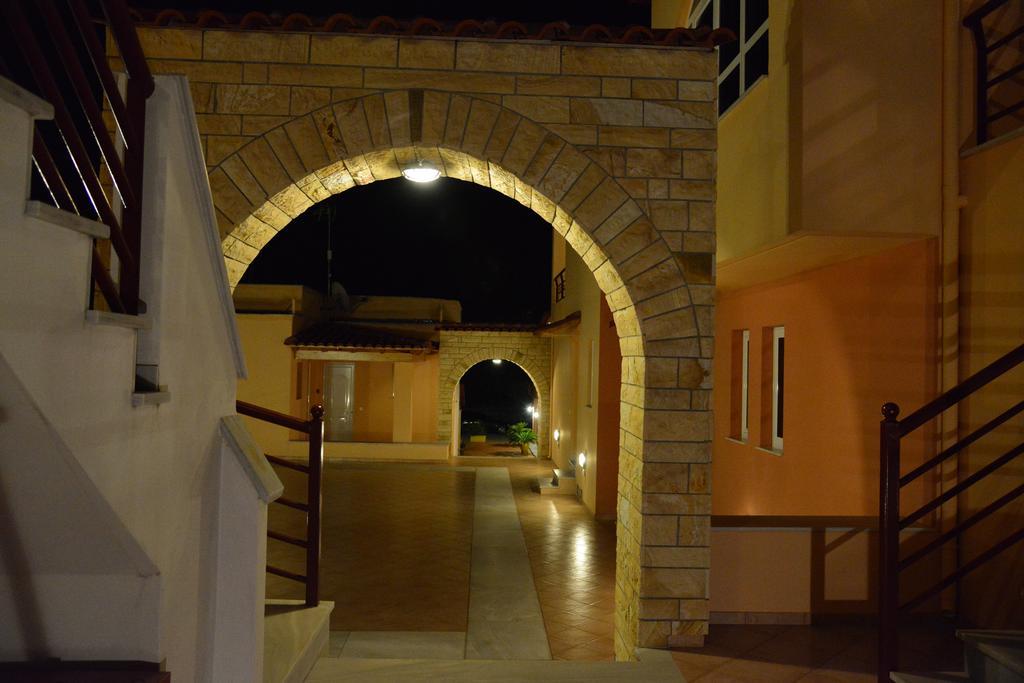 Maria'S Filoxenia Suites Drepano  Exterior photo